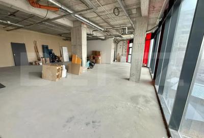 Spațiu comercial, de 122 mp, în Soarelui - 2