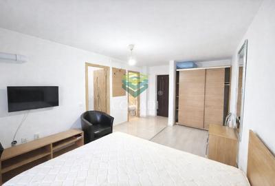 Garsonieră semidecomandată, mobilată în Central