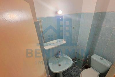 Apartament de vanzare 3 camere decomandat 1 Mai 72 mp - 2