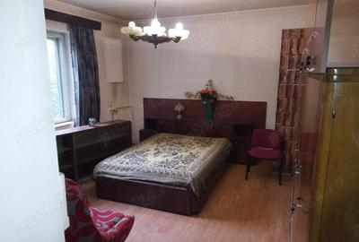 Casă cu 3 camere cu Teren 927 Mp în Central - 2