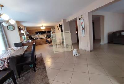 Casa cu 4 camere 3 bai garaj inchis si teren 1100 mp in Tocile - 5
