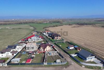 Teren de 6400 mp, în Stupini - 8