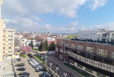 Apartament cu 3 camere decomandat în Central - 11