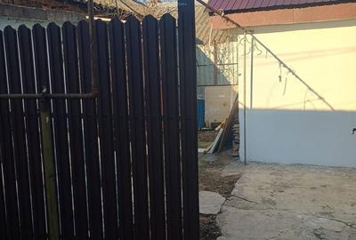 Casă cu 3 camere cu Teren 104 Mp în 23 August - 4