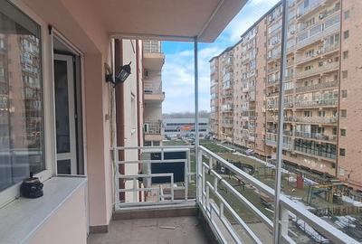 Apartament cu 3 camere semidecomandat, mobilat în Apărătorii Patriei - 20