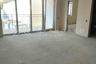 Apartament cu 3 camere semidecomandat în Semicentral