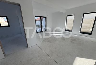 Casa individuala cu 4 camere 110 mpu si teren de 290 mp Cristian Sibiu - 3