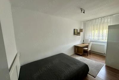 Proprietar inchiriez apartament 3 camere- Complexul studentesc