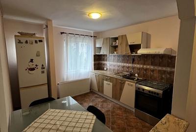 Apartament cu 3 camere semidecomandat în Exterior Vest - 8