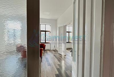 Birou, de 381 mp, în Ultracentral - 12