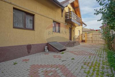 Comision 0 %! Casă de vânzare în Săcele, zona Cernatu! - 2