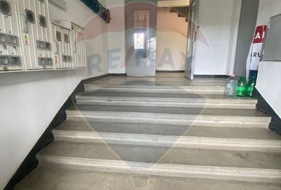 Apartament cu 3 camere decomandat în Central - 8