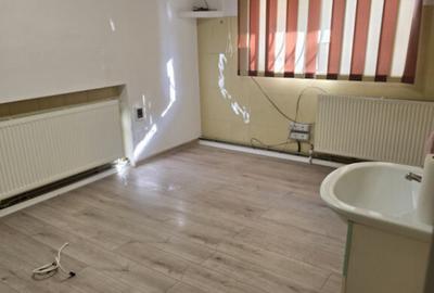 Spațiu comercial, de 16 mp, în Precista - 2