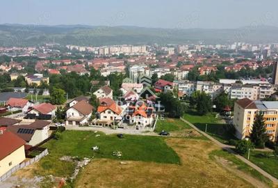 Teren de vanzare in zona Ciuperca ideal pentru construc?ia unei case - 2