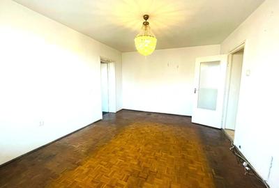 Apartament cu 3 camere semidecomandat în Grigorescu - 1