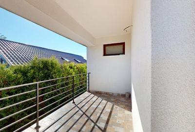 Casa Duplex cu 3 dorm.+ Dressing + Panouri Solare! Cu 2 intrari! - 9