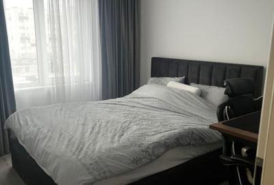 Apartament cu 3 camere decomandat în Apărătorii Patriei