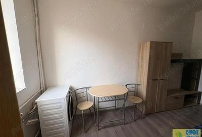 Garsonieră decomandată în CET - 2