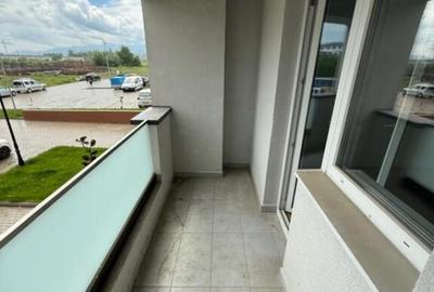 Apartament cu 3 camere semidecomandat în Central - 9