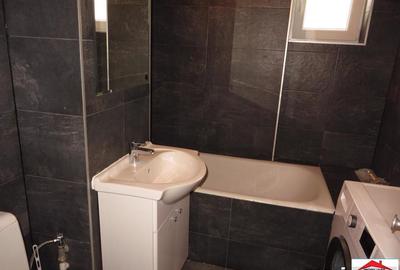 Apartament cu 2 camere de inchiriat central - 1