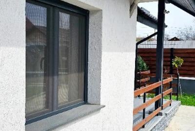 Casă cu 5 camere cu Teren 706 Mp în Dărmănești - 1