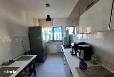 Apartament cu 3 camere în Drumul Taberei