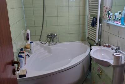Apartament cu 3 camere decomandat în Central - 3