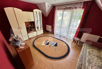 Casa tip P+E+M, 5 camere, 176 mp, semicentrala - 1