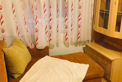 Garsonieră decomandată în UMT - 2