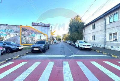 Casa / Vila cu 2 camere de vanzare in zona Centrala - 1