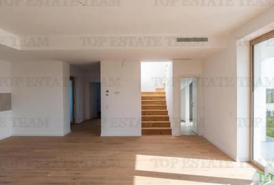 Casă cu 5 camere cu Teren 648 Mp în Corbeanca - 4