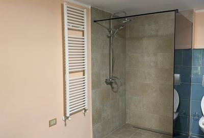 Apartament cu 3 camere de închiriat - 7