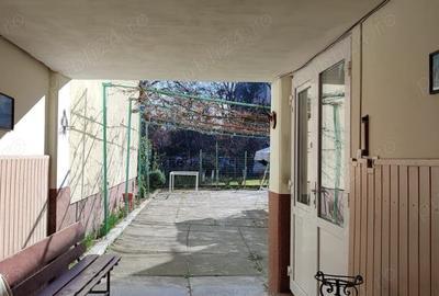 Casă cu 4 camere cu Teren 600 Mp în Intim - 3