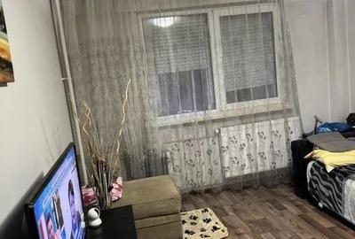 Apartament cu 2 camere semidecomandat, mobilat în Brâncoveanu