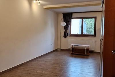 Casa rezidentiala + Spațiu comercial | 741 mp utili | Teren 906 mp - NEGOCIABIL - 11