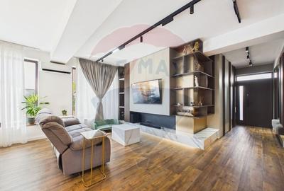 Casă cu 5 camere cu Teren 334 Mp în Prelungirea Ghencea