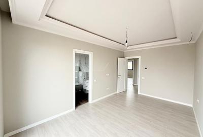 Duplex cu 5 camere cu Canalizare în Exterior Sud - 13