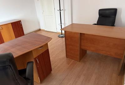 Spațiu comercial, de 130 mp, în Central - 5