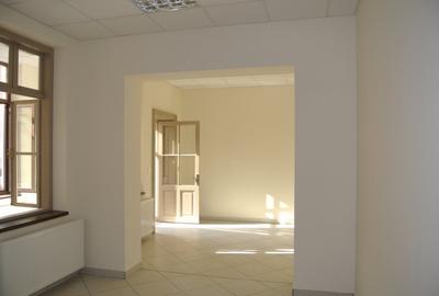 Casă cu 5 camere în Popa Șapcă