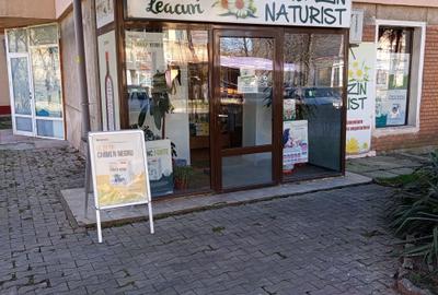 Spațiu comercial, de 50 mp, în Central - 1