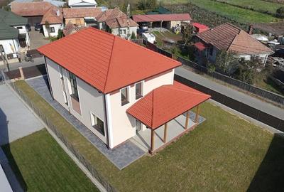 Casă cu 5 camere cu Teren 601 Mp în Central - 9