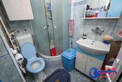 Apartament cu 3 camere semidecomandat în Neptun - 5