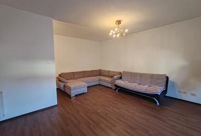 Garsonieră decomandată, mobilată în Tractorul - 3