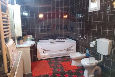 Casă cu 6 camere cu Teren 436 Mp în Ultracentral - 26