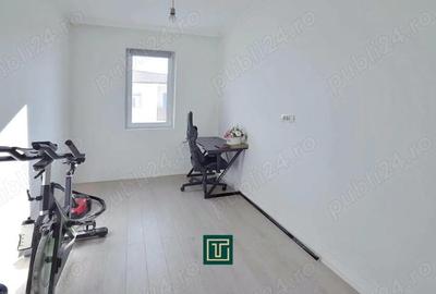 Apartament cu 3 camere semidecomandat, mobilat în Chișoda - 5