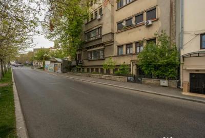 Apartament cu 7 camere decomandat în Cișmigiu - 3