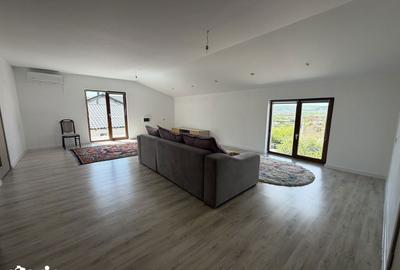 Casă cu 5 camere cu Teren 1175 Mp în Central - 16