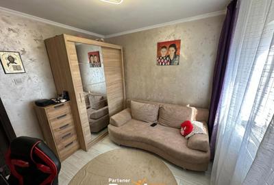 Pa?cani - 2 camere decomandat, 55mp, etaj 3, zona Vale - 3