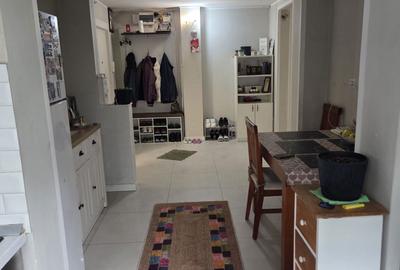Apartament cu 3 camere decomandat în Central - 3