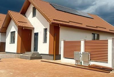 Casă cu 4 camere cu Teren 295 Mp în Central - 8